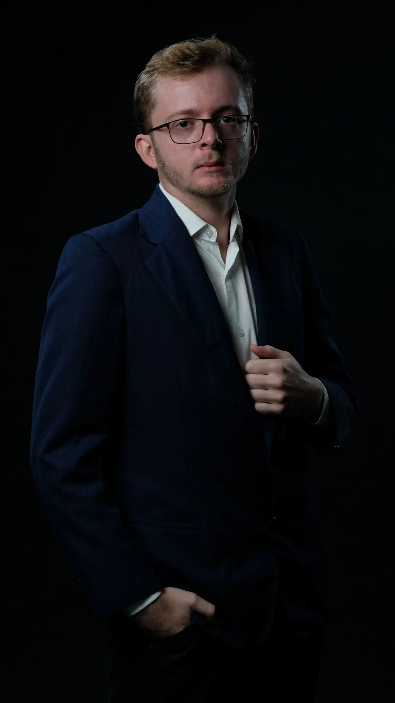 Dr. Lucas Bess
